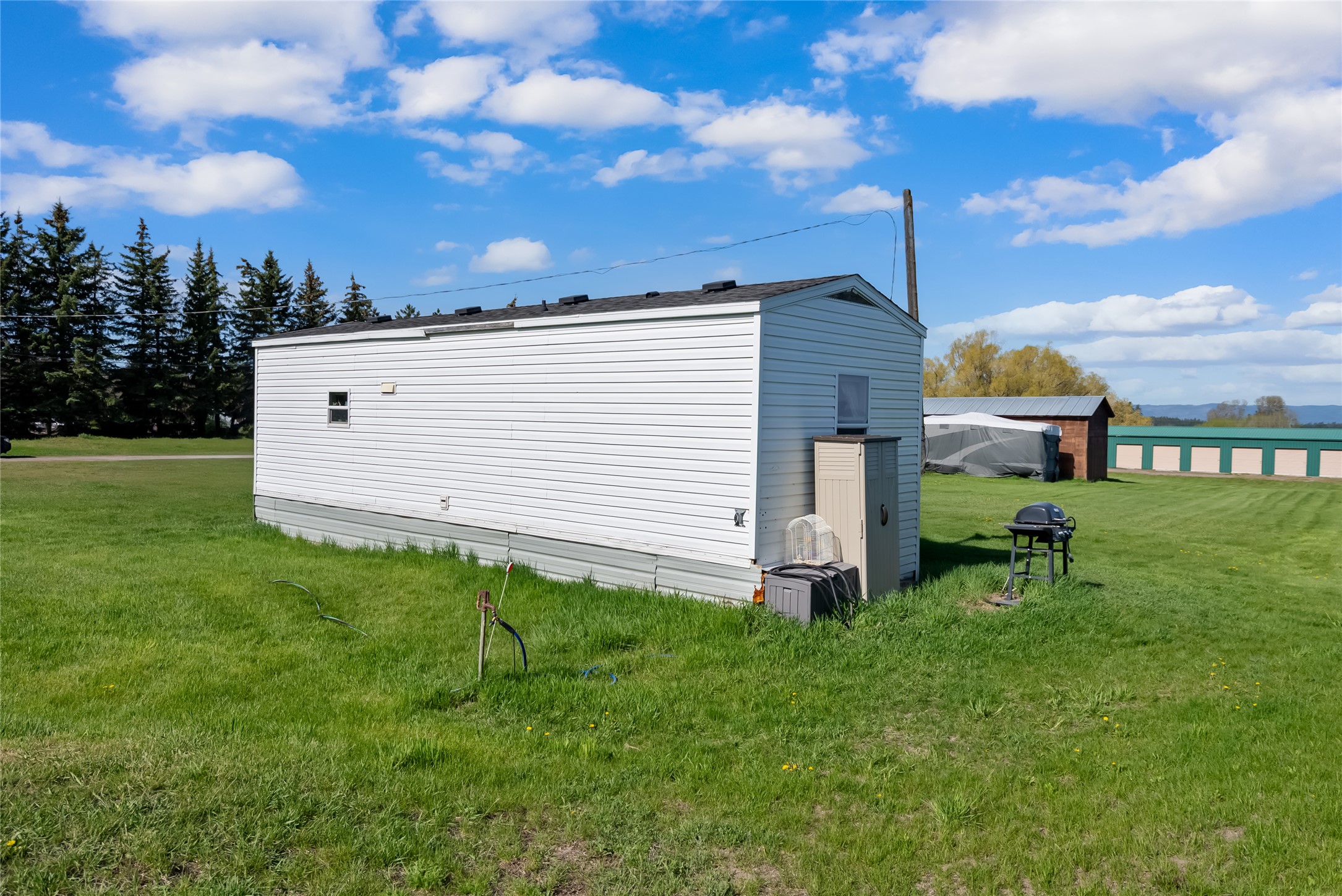 3890 Hwy 2 E