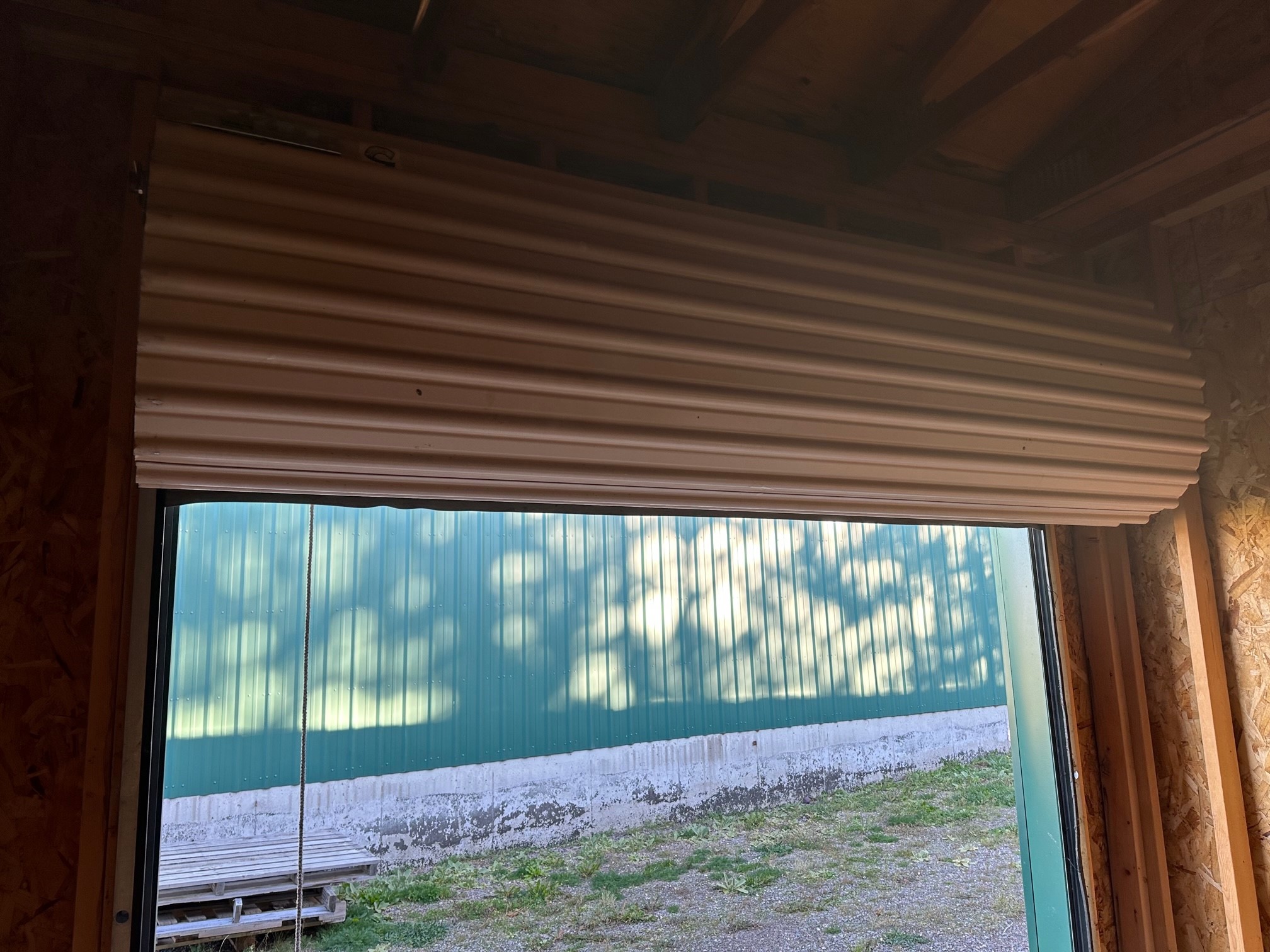 3890 Hwy 2 E