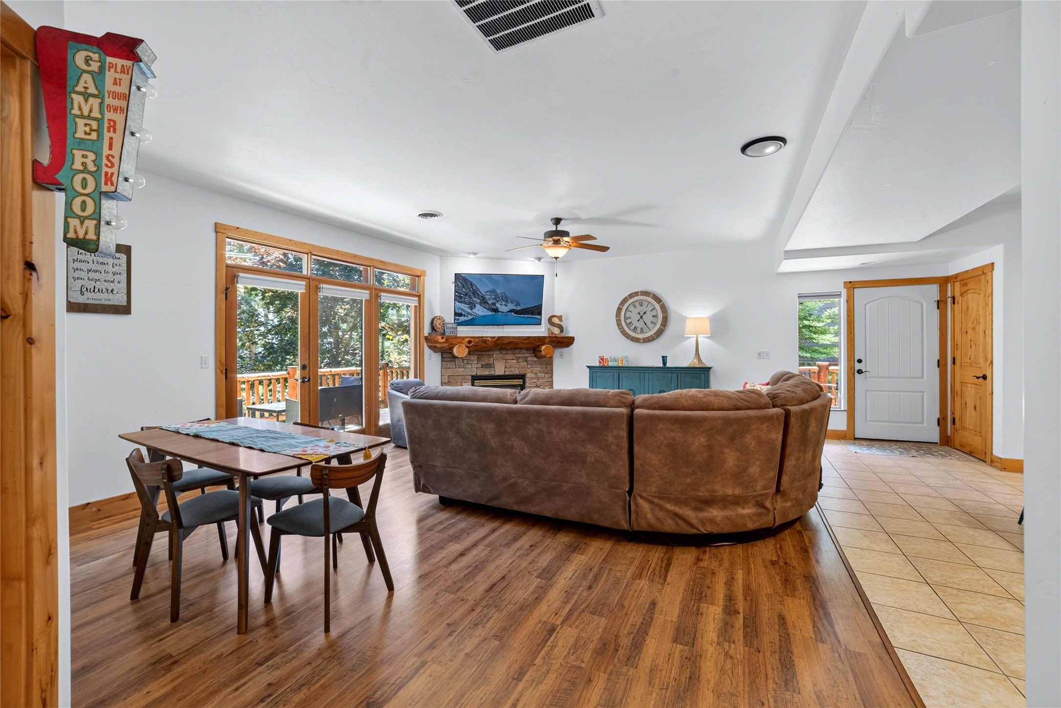 396 N Juniper Bay Road 8