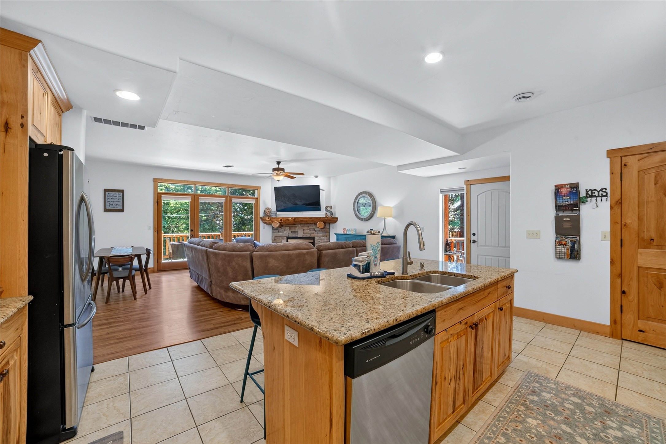 396 N Juniper Bay Road 8