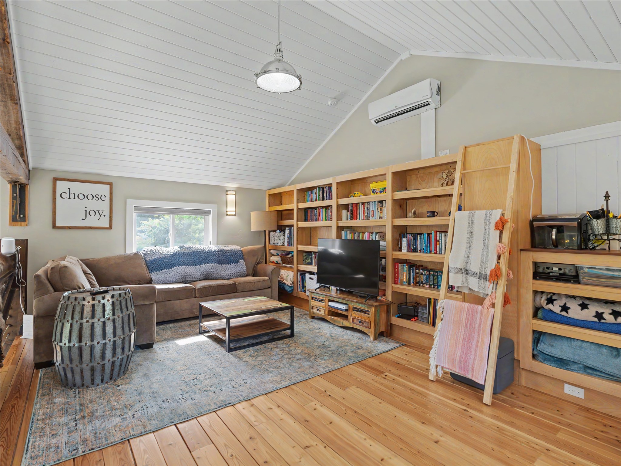 28012 Meadow Creek Road