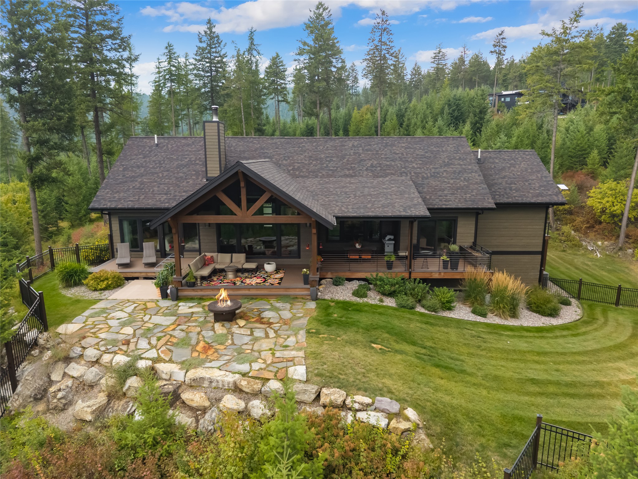 504 Ridge Line Drive