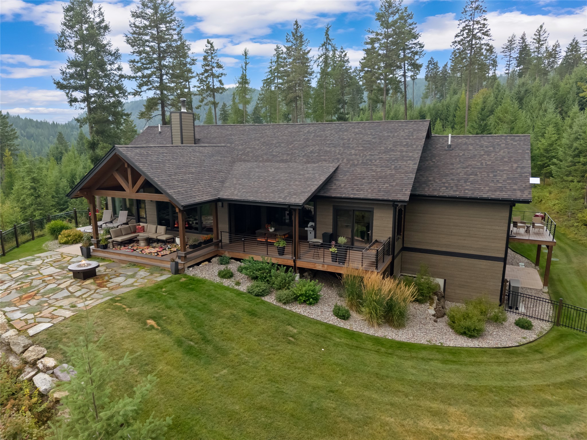 504 Ridge Line Drive
