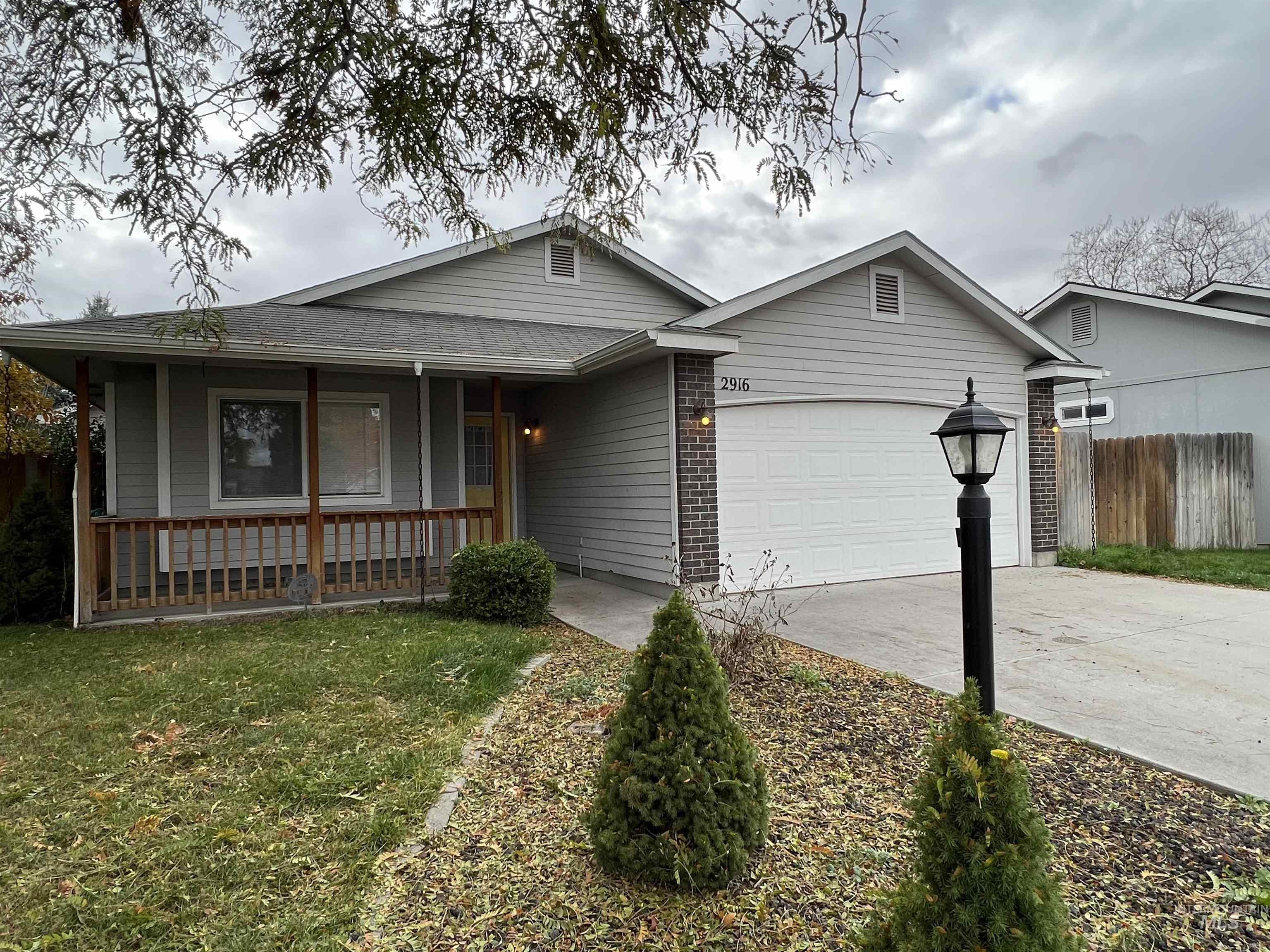 2916 Sheffield Lane