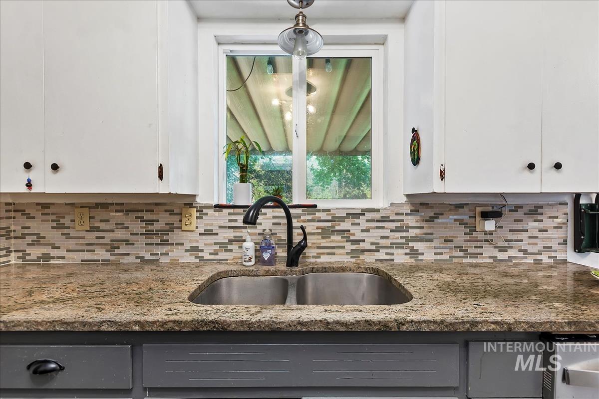 7310 W Sunnybrook Dr