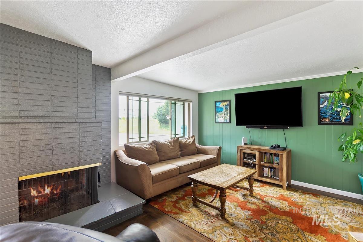 7310 W Sunnybrook Dr