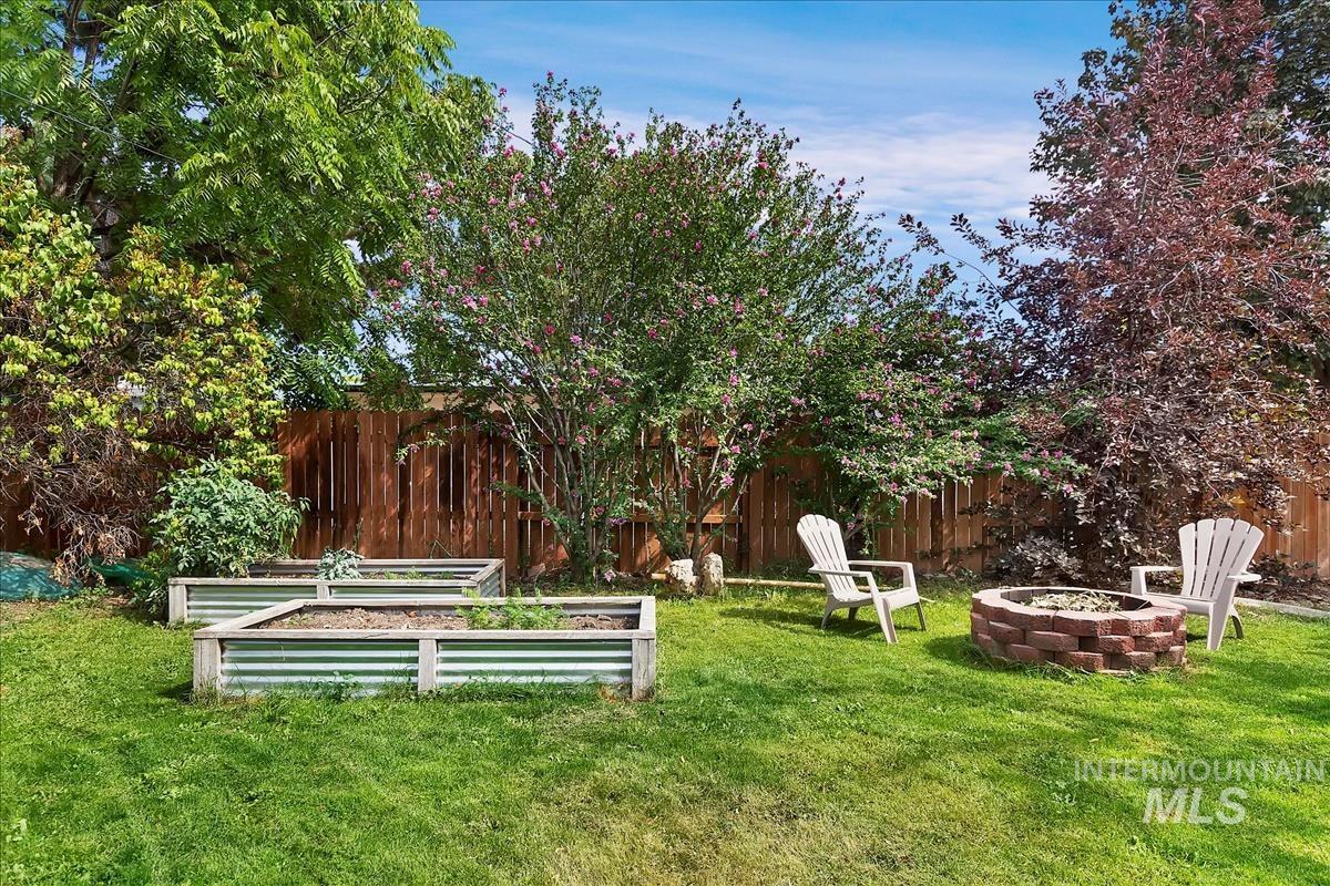 7310 W Sunnybrook Dr