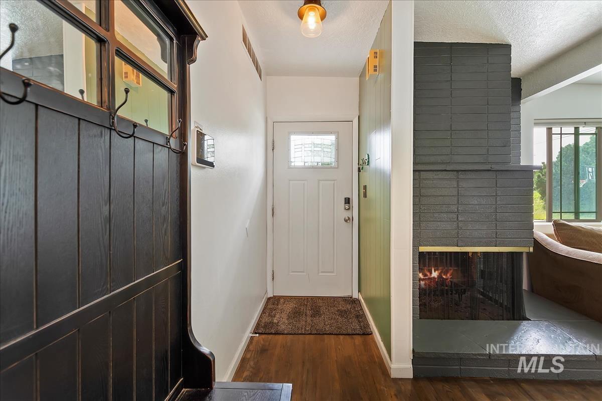 7310 W Sunnybrook Dr