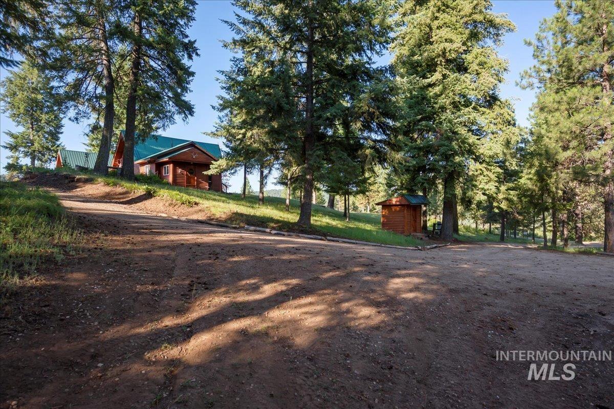 21 Pioneer Dr
