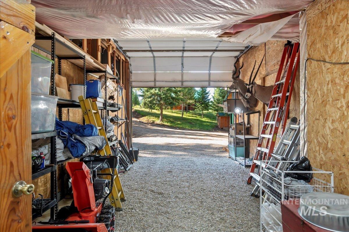 21 Pioneer Dr