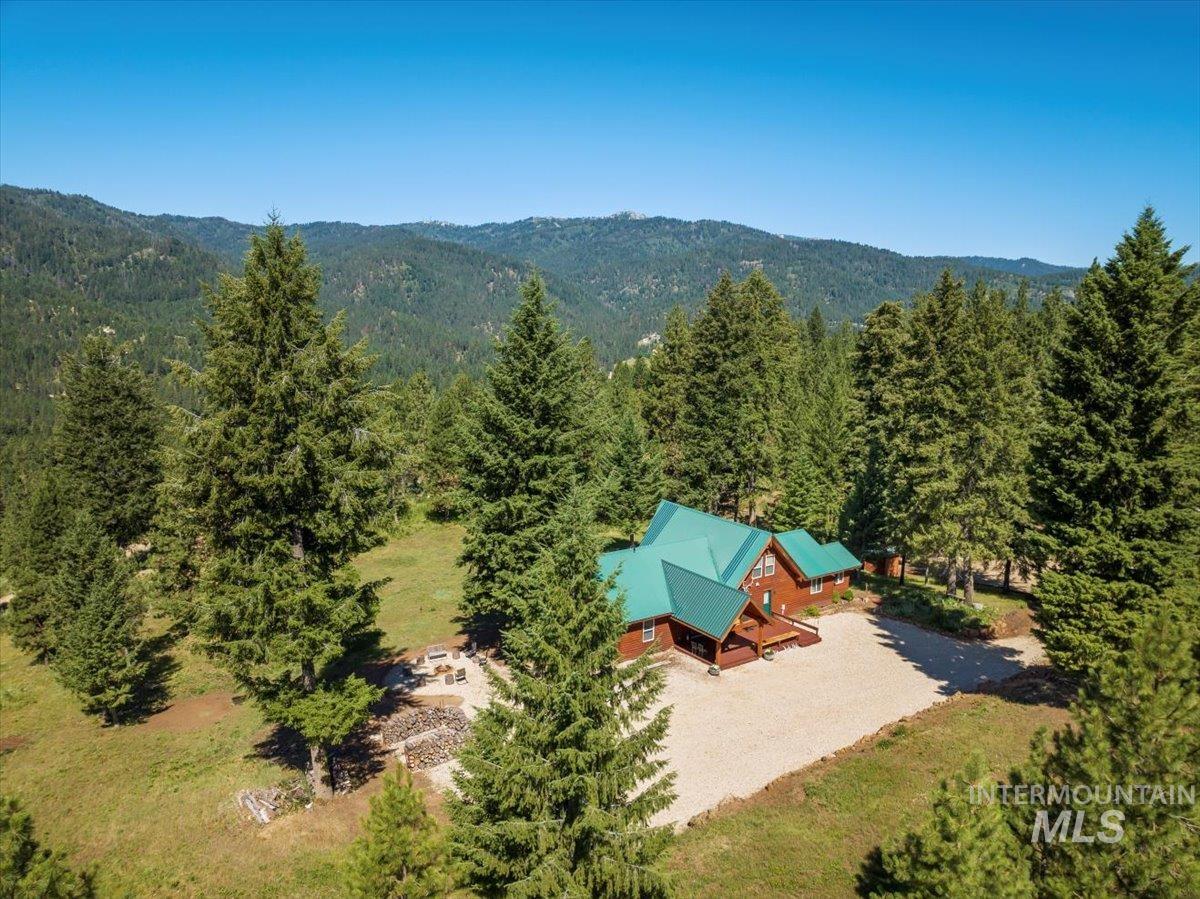 21 Pioneer Dr