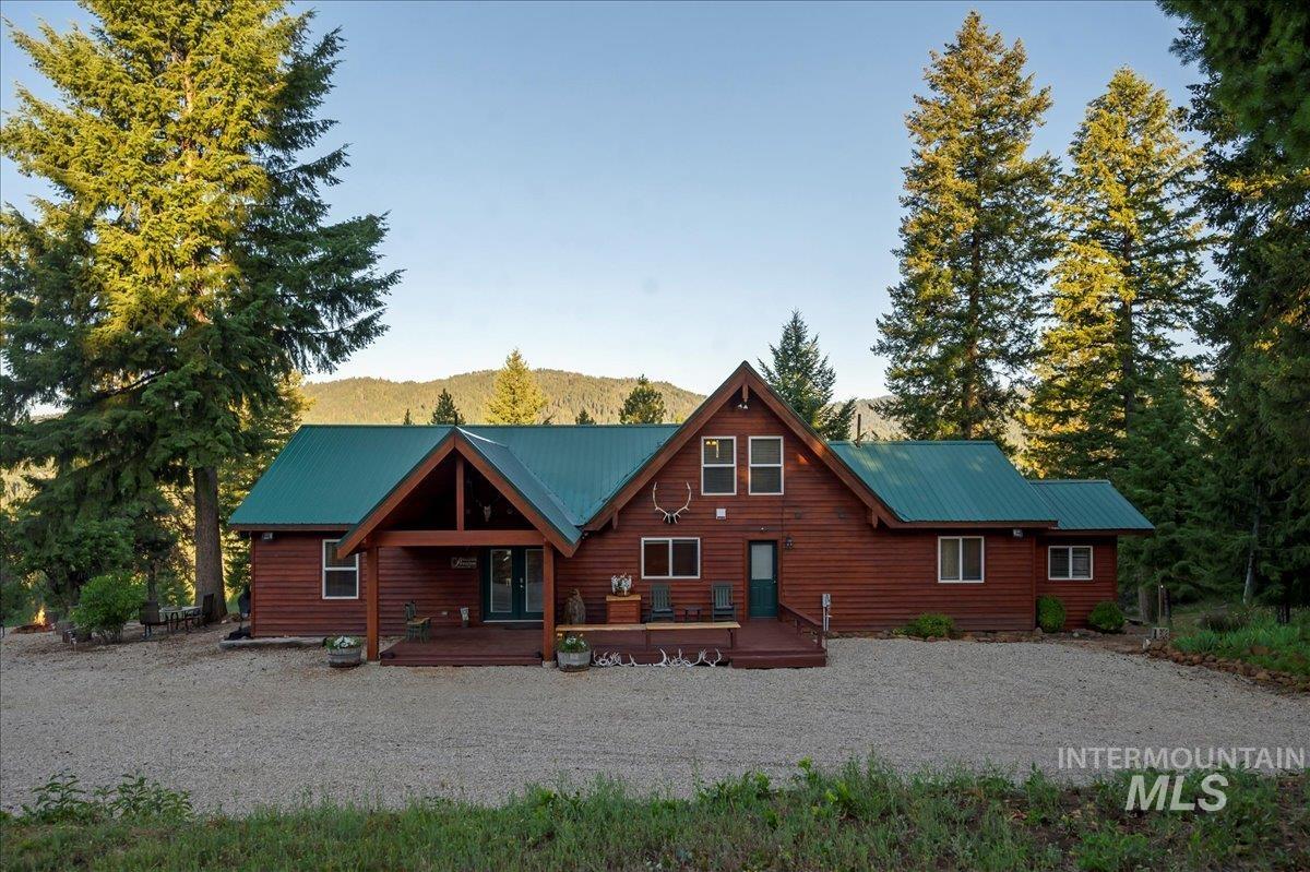 21 Pioneer Dr