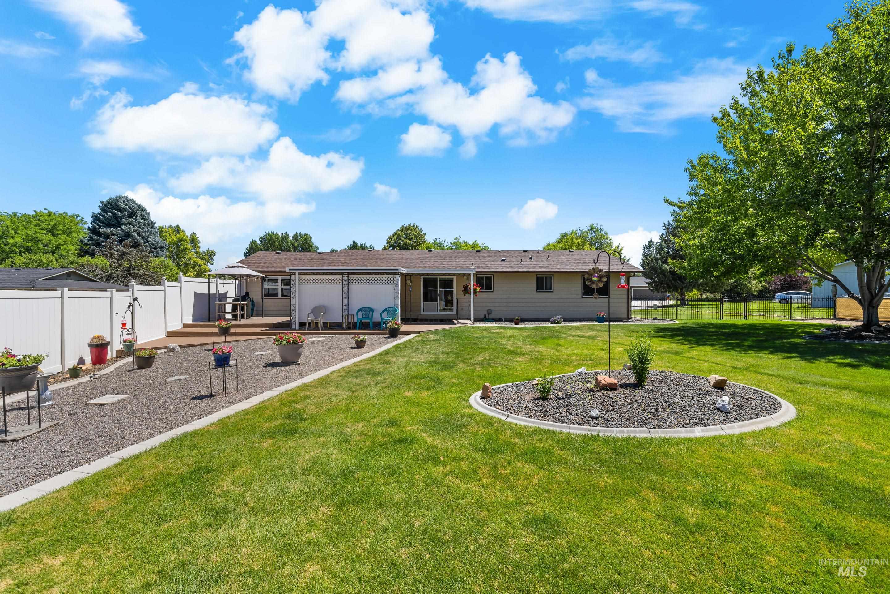 5245 S Fruithill Pl.