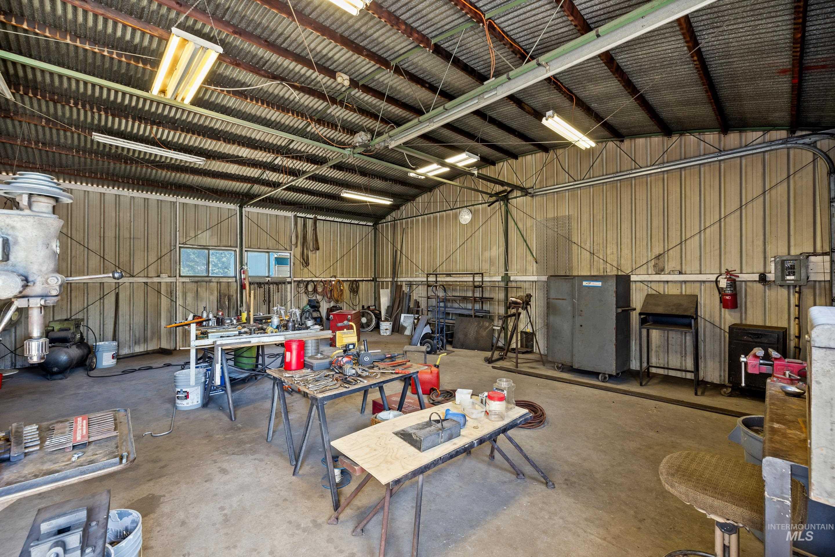 5245 S Fruithill Pl.