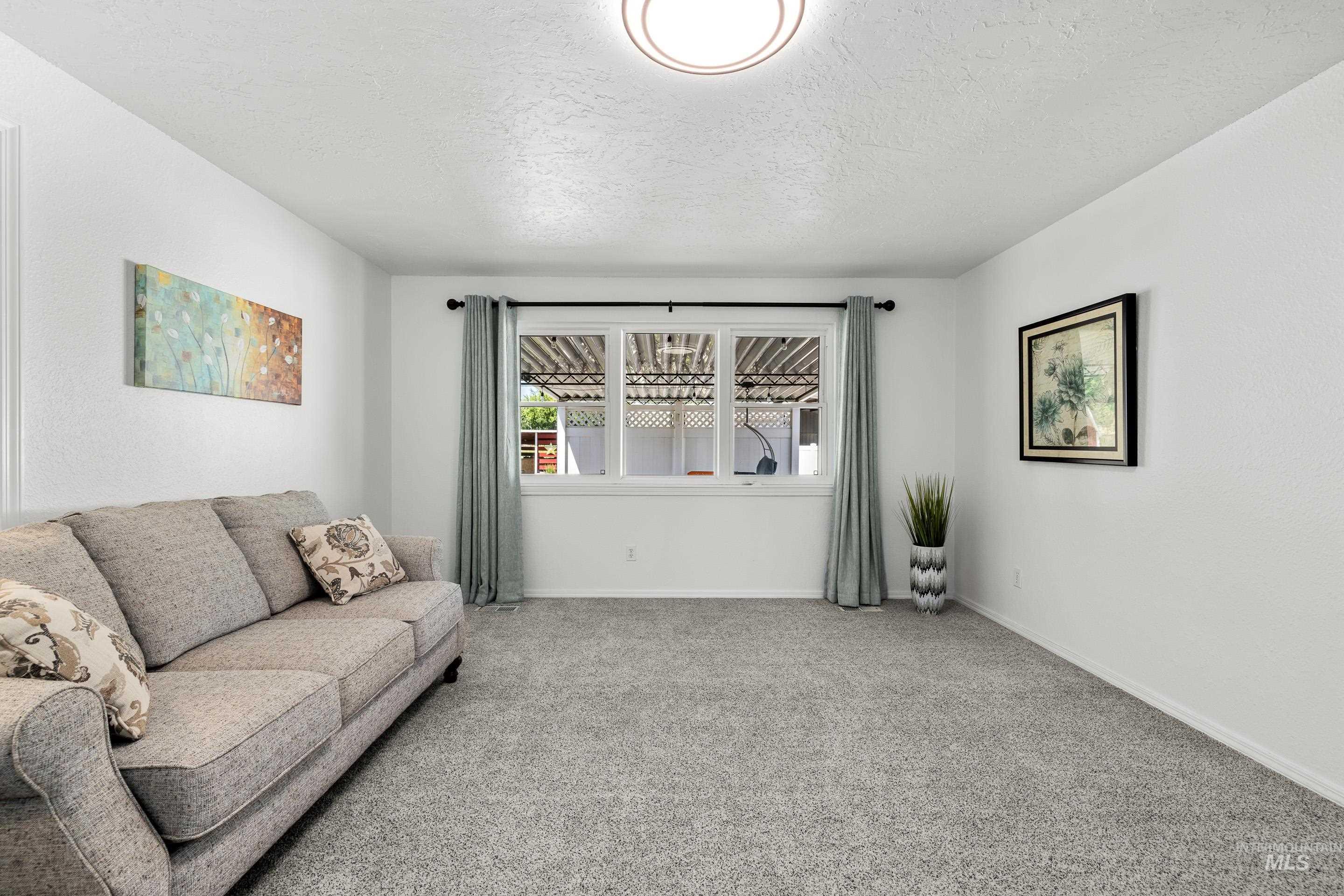 5245 S Fruithill Pl.