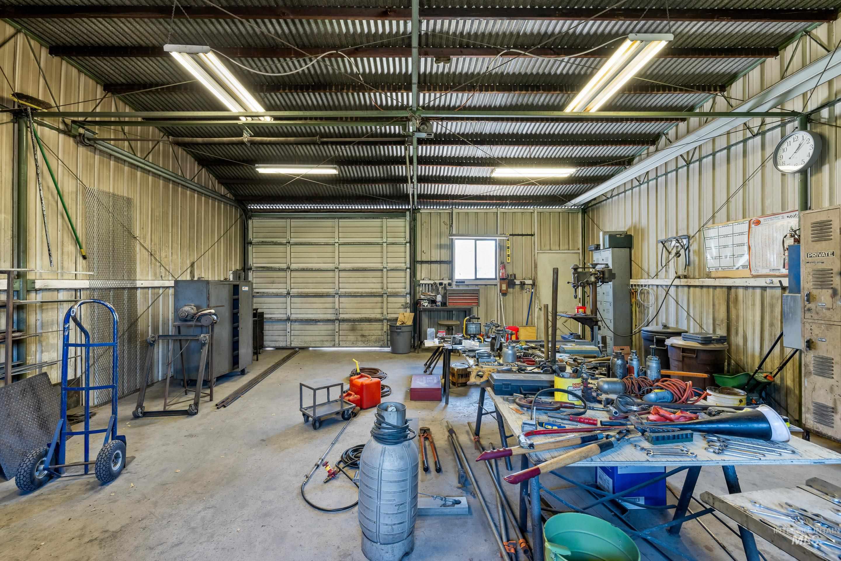 5245 S Fruithill Pl.