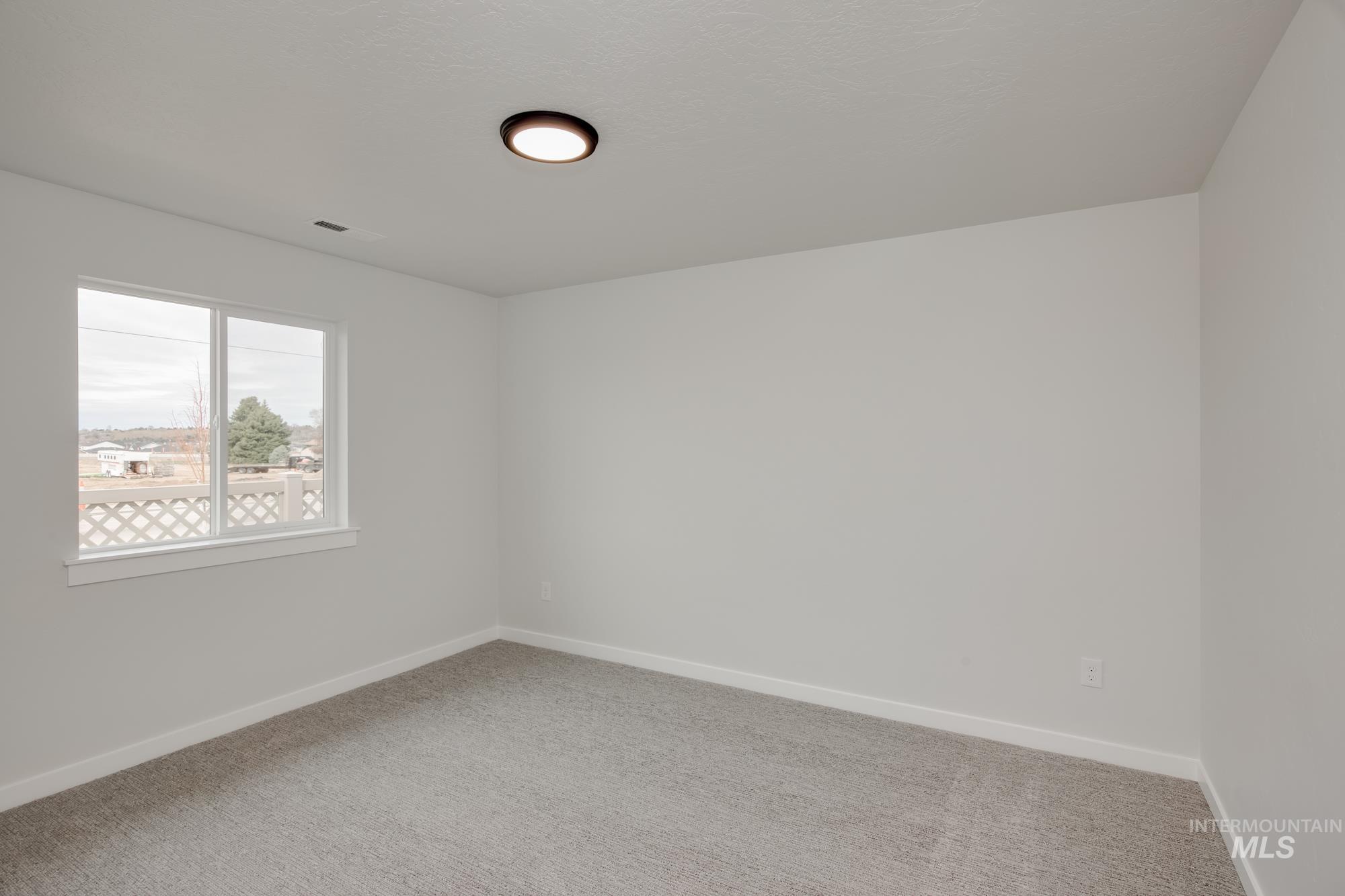 5843 W Mikonos St