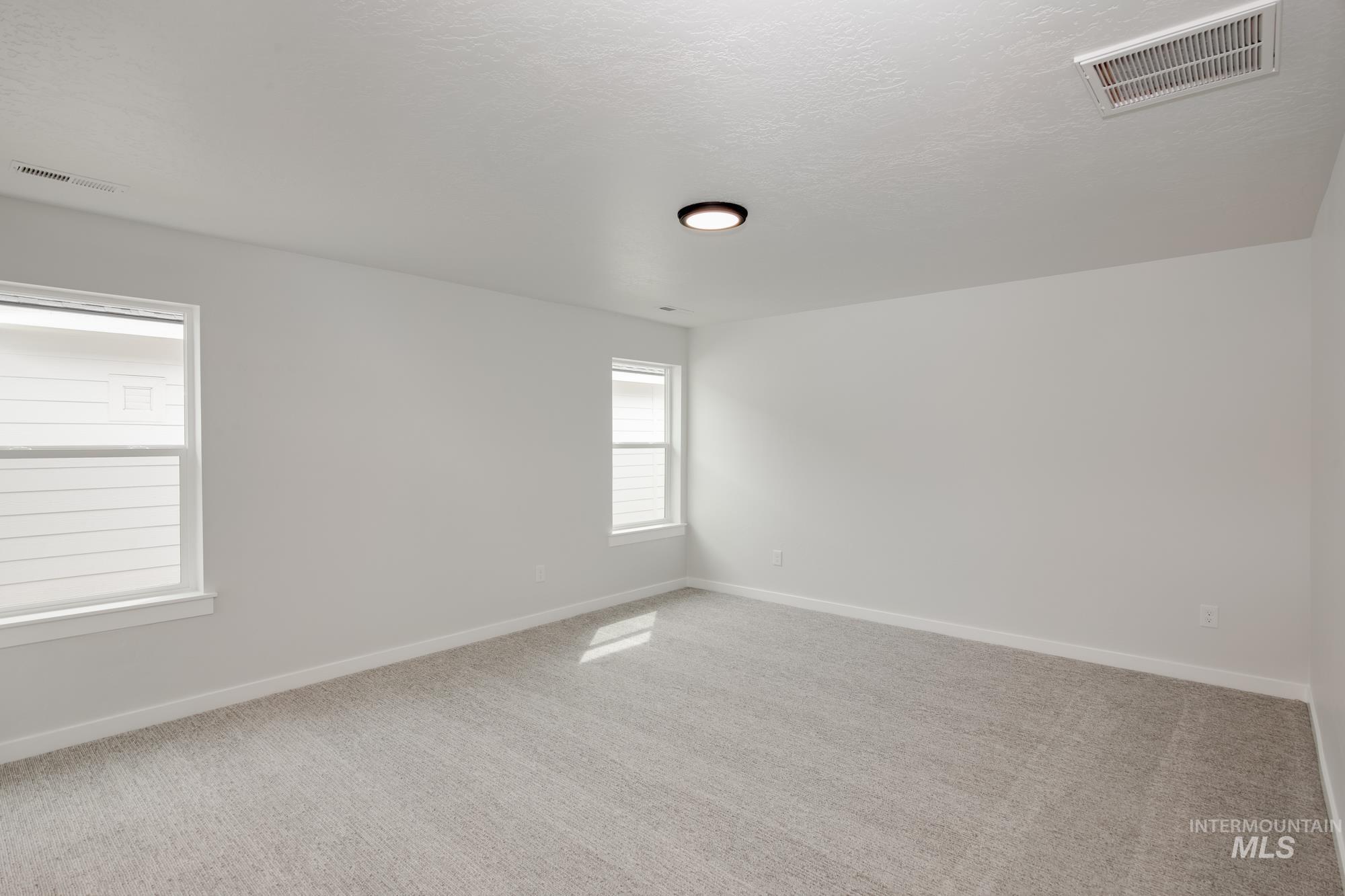 5843 W Mikonos St