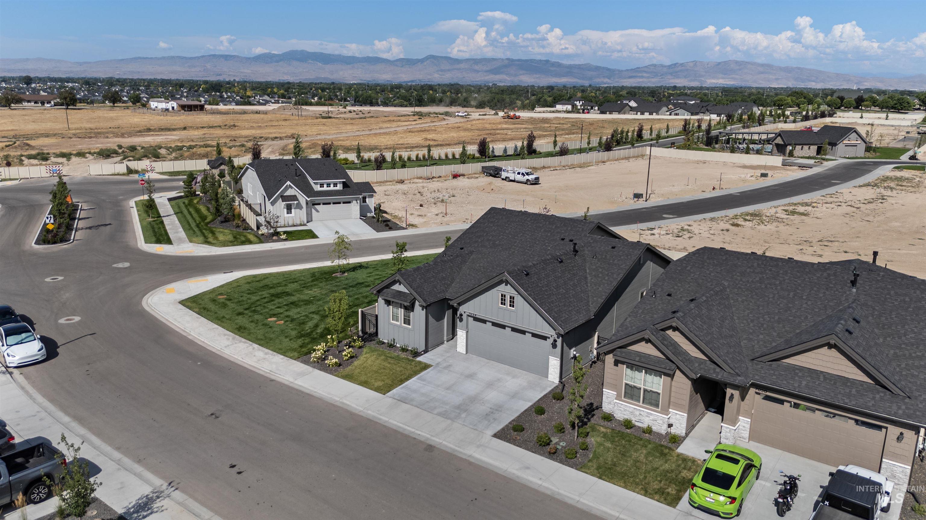 7034 S Ferndale Way