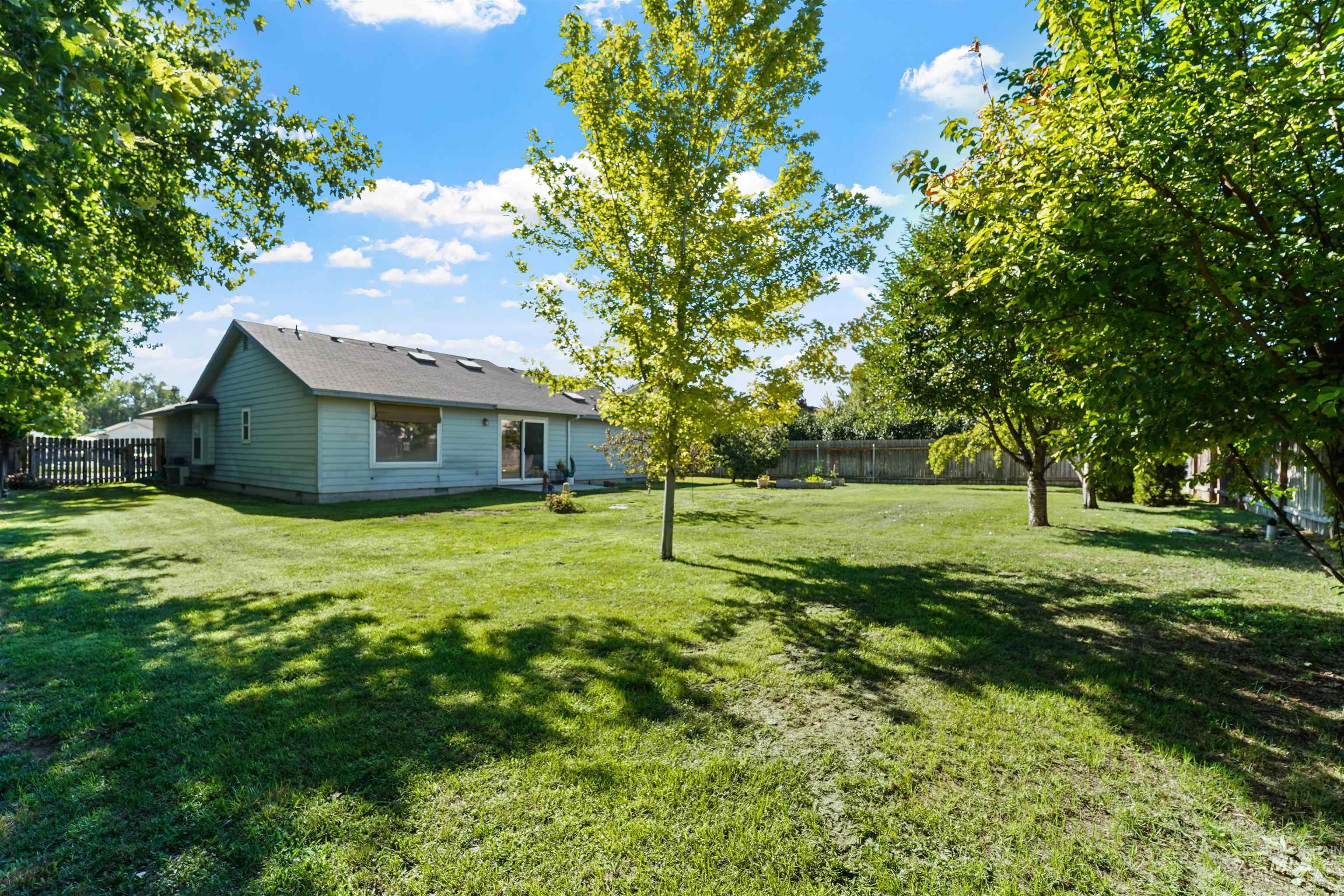 221 Orchard Heights