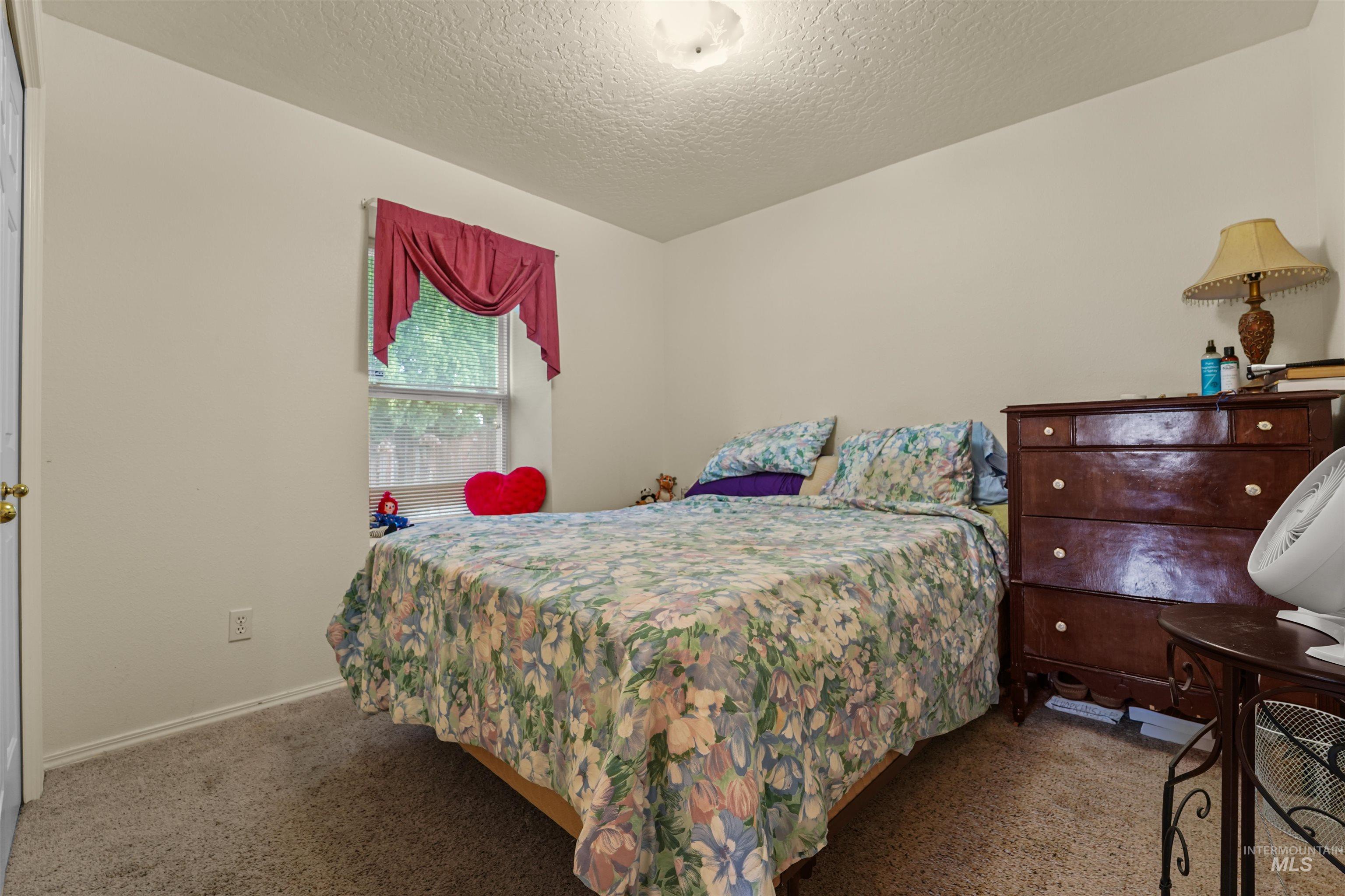 221 Orchard Heights