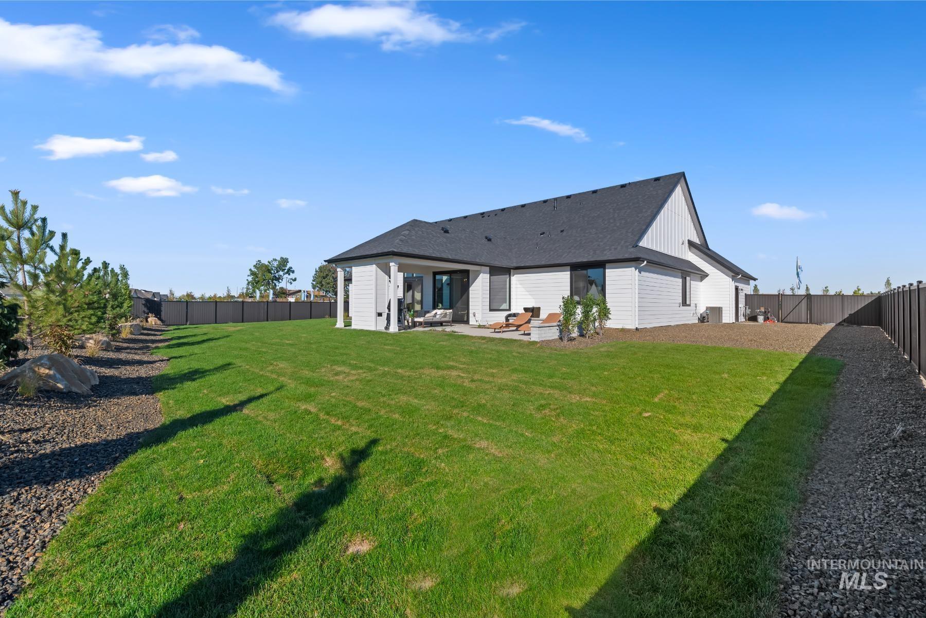 7900 W Flathead Lake St Unit: Shasta XXL