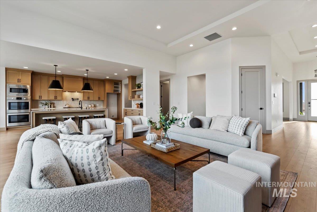 6426 W Danes Dr. Unit: Shasta XXL