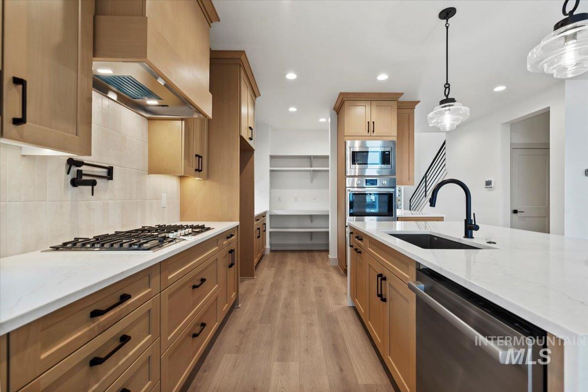 6340 W Largo Dr Unit: Alpine