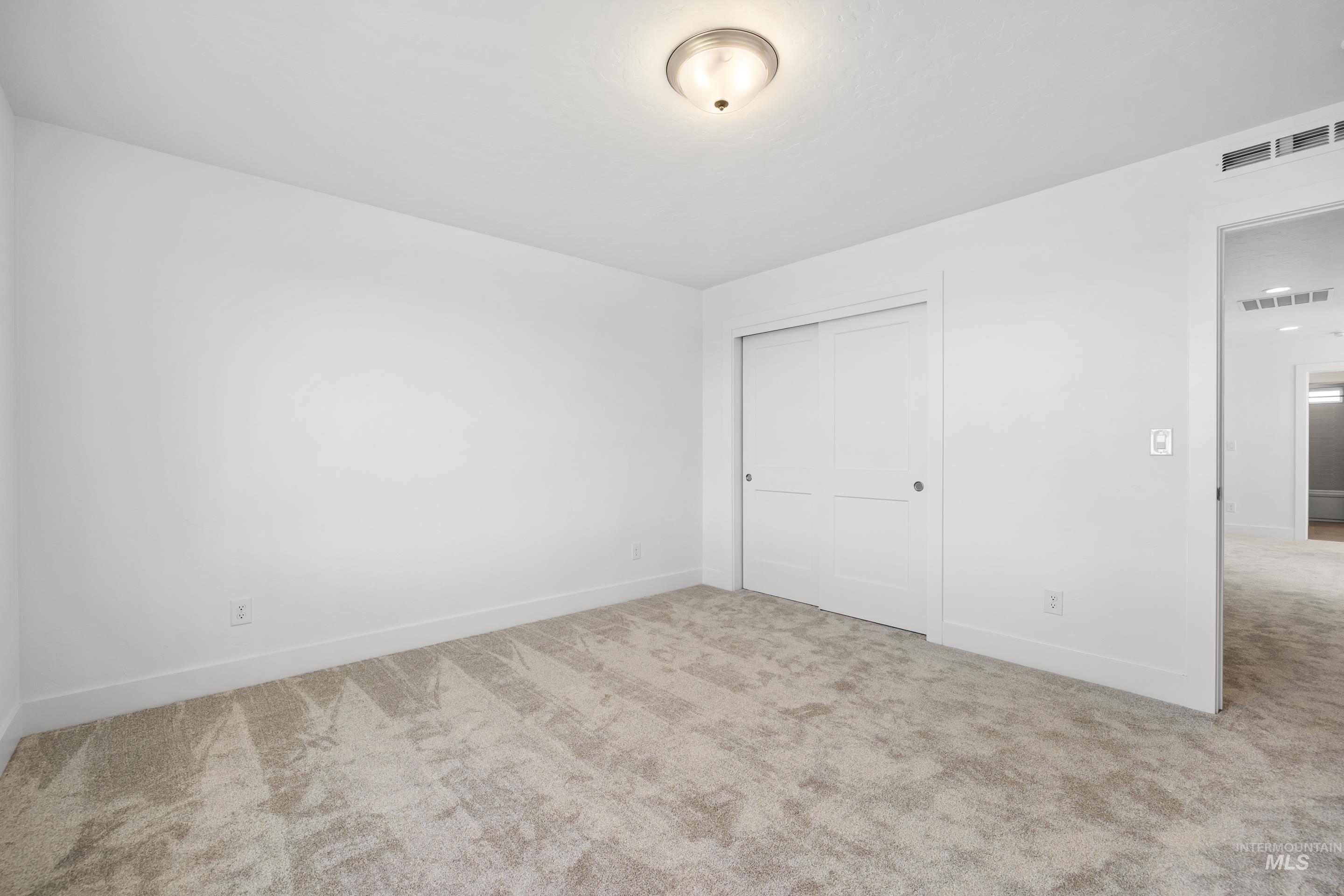 6378 W W Largo Dr Unit: Rogue