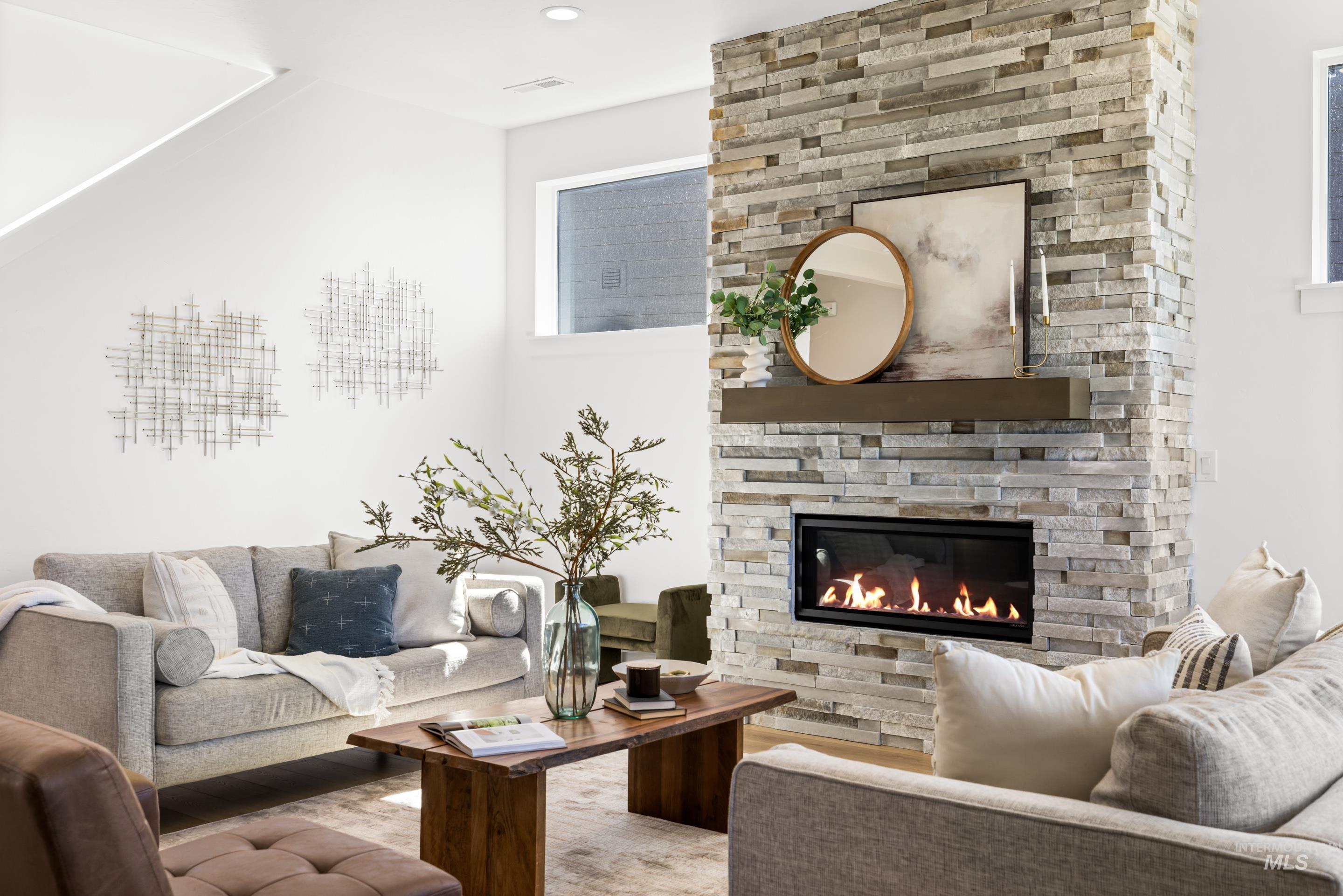 6378 W W Largo Dr Unit: Rogue