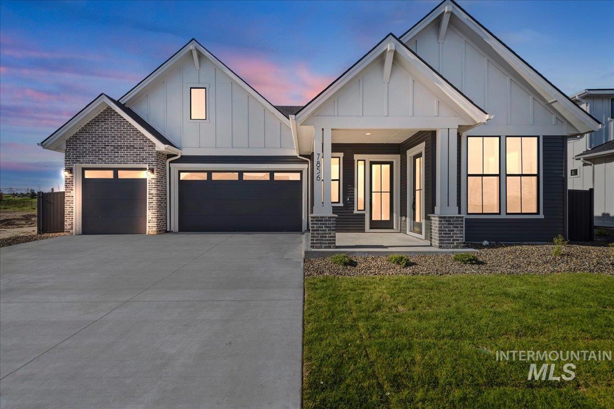 7856 W Flathead Lake Street Unit: Sierra Multi-Gen-QMI