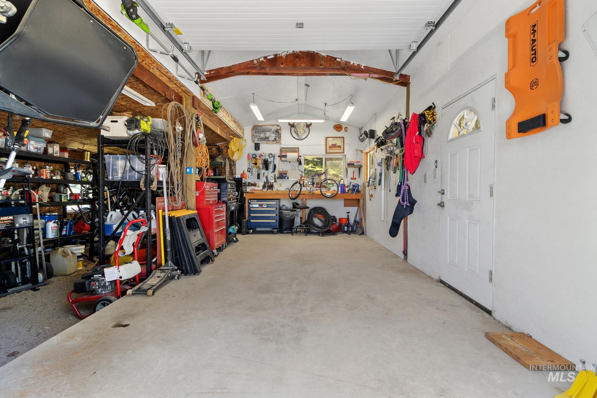 34 Wilderness Way