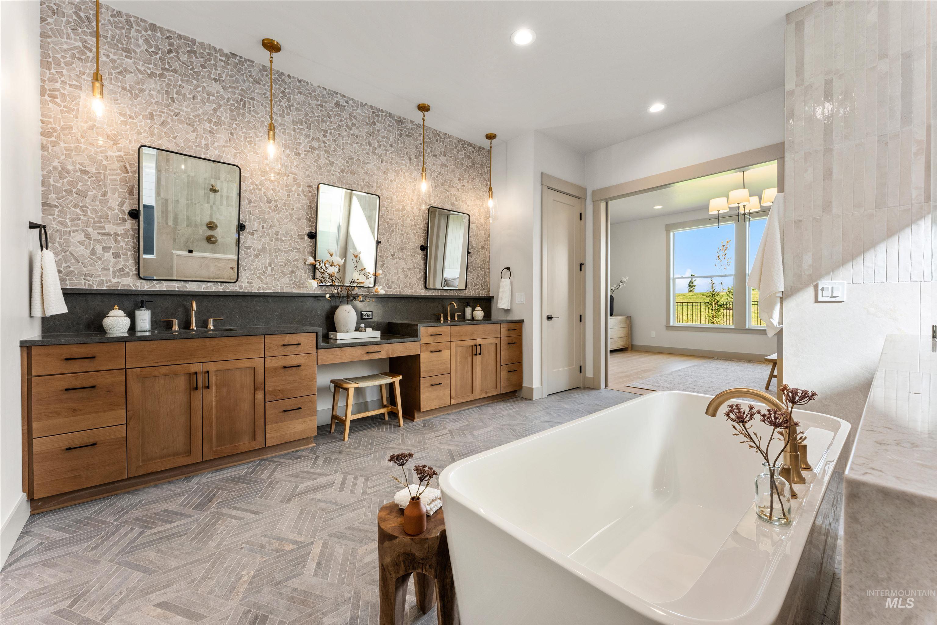 7564 W Flathead Lakes St. Unit: Tahoma B - QMI