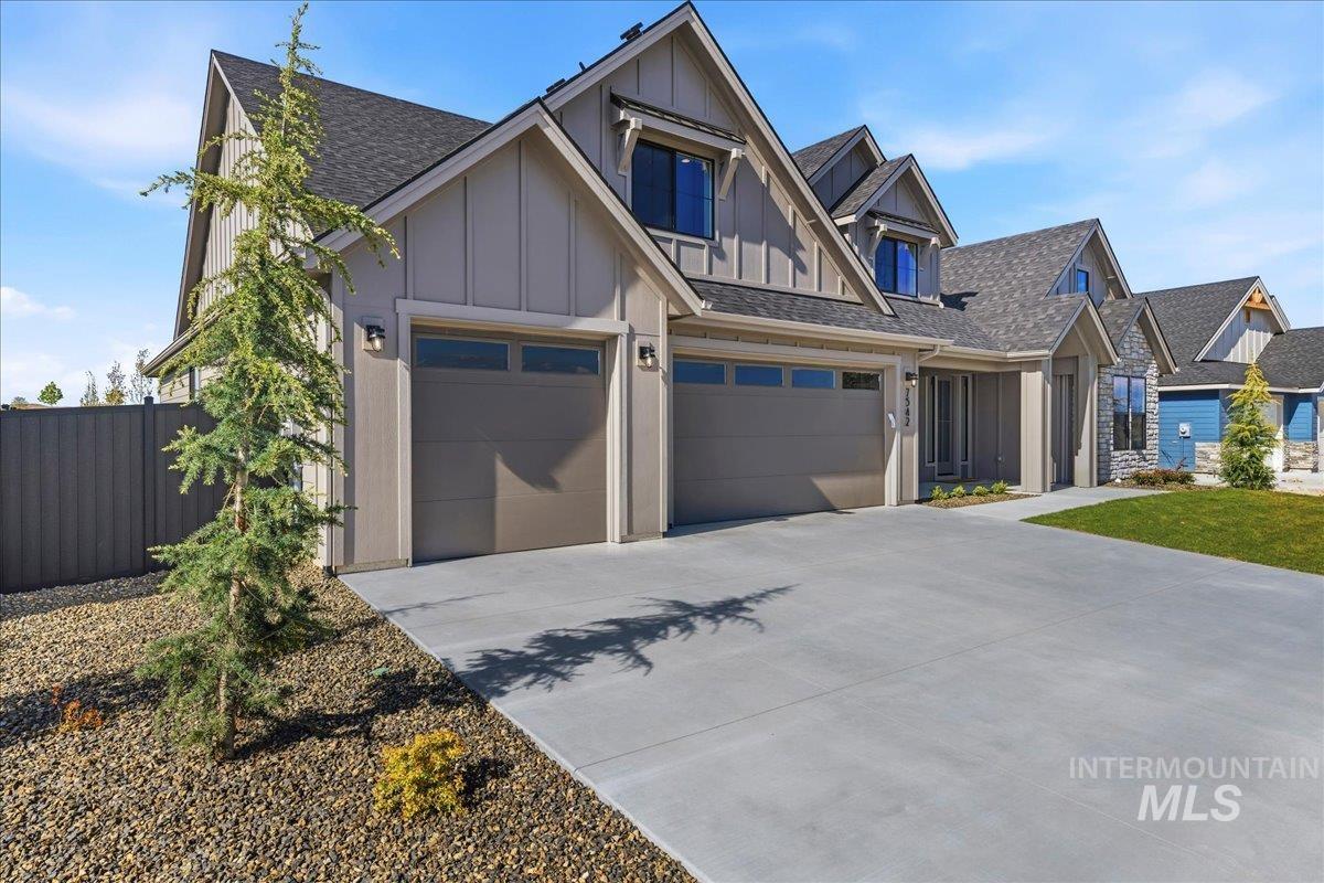 7542 W Flathead Lake St Unit: Shasta XXL D - QMI