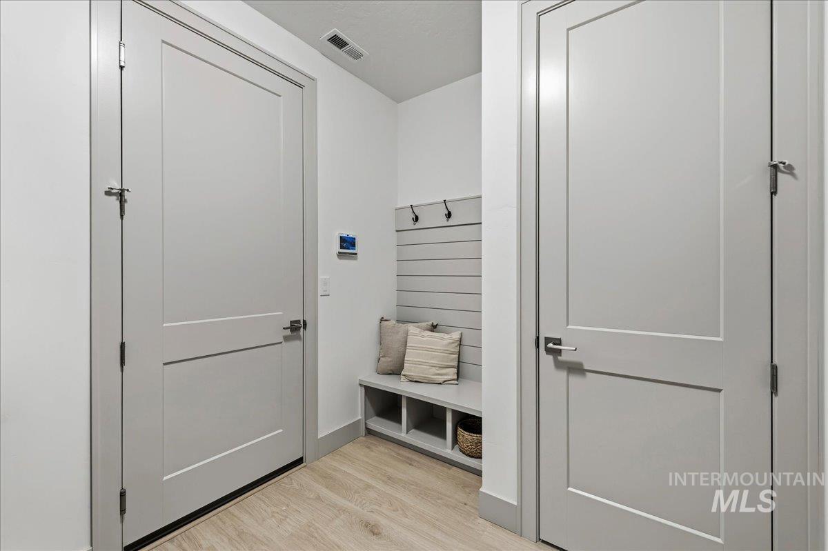 7542 W Flathead Lake St Unit: Shasta XXL D - QMI