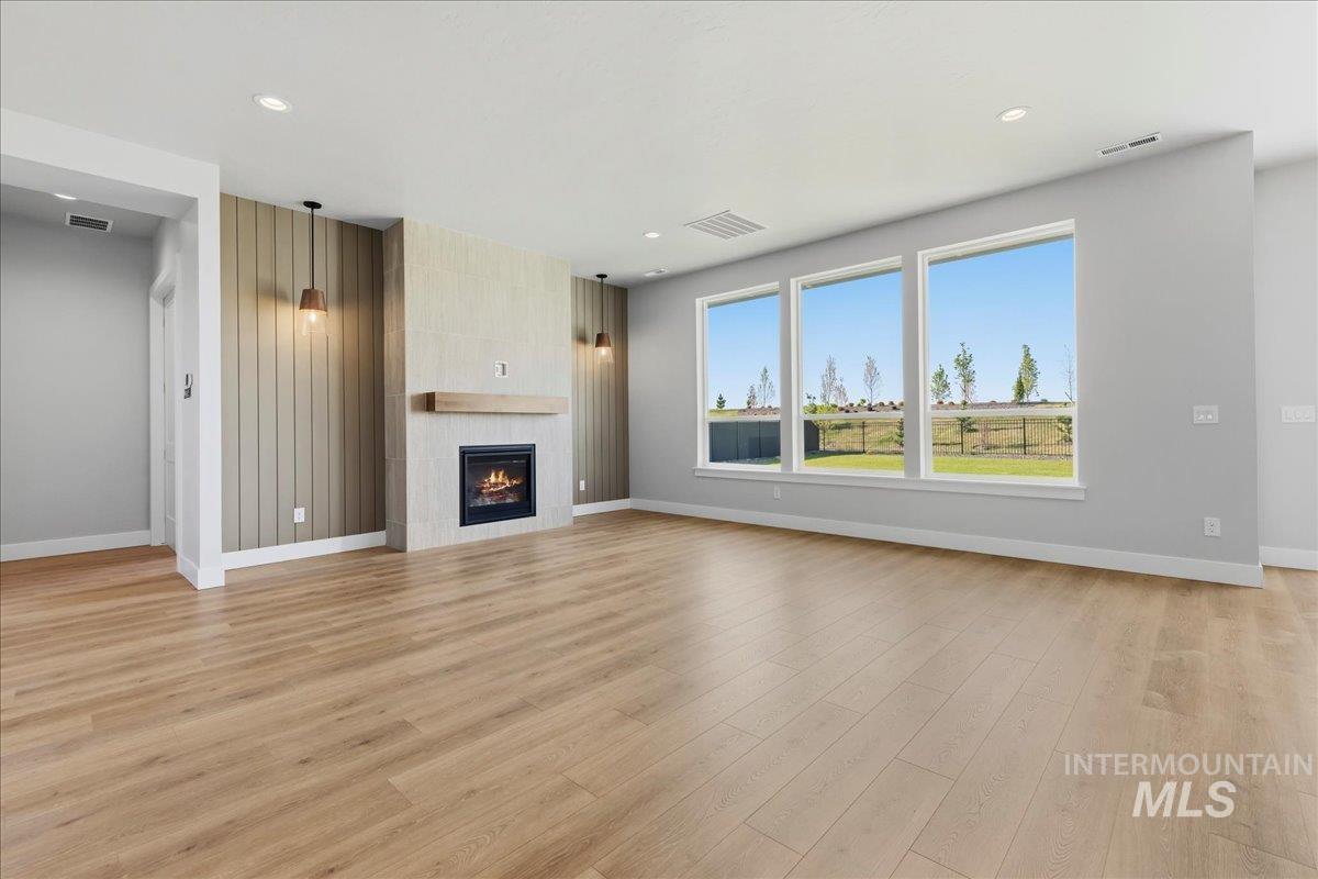 7856 W Flathead Lake Street Unit: Sierra Multi Gen