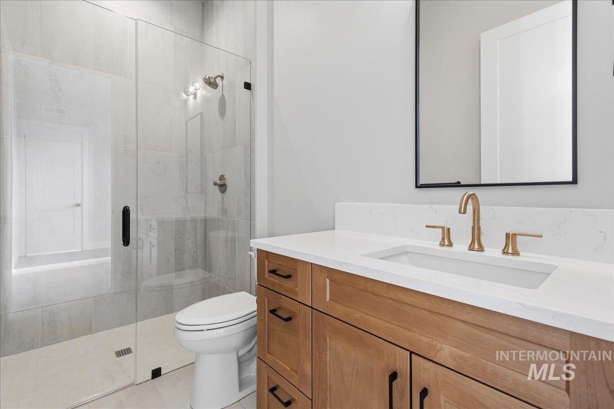 7856 W Flathead Lake Street Unit: Sierra Multi Gen