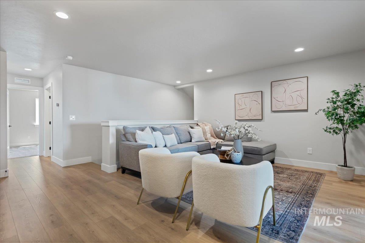7856 W Flathead Lake Street Unit: Sierra Multi Gen