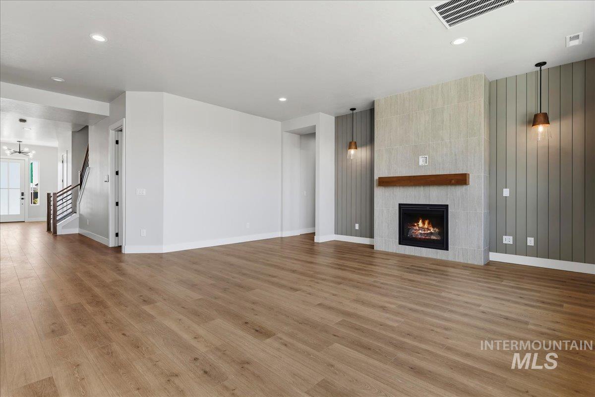 7856 W Flathead Lake Street Unit: Sierra Multi Gen