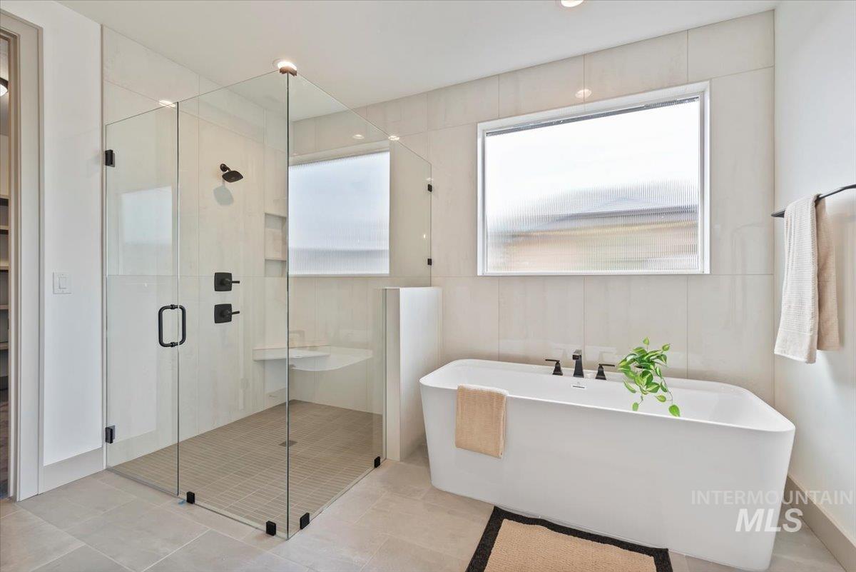 6426 W Danes Dr. Unit: Shasta XXL - TBB