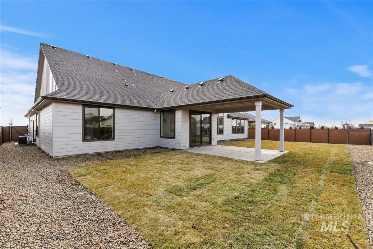 6426 W Danes Dr. Unit: Shasta XXL - TBB