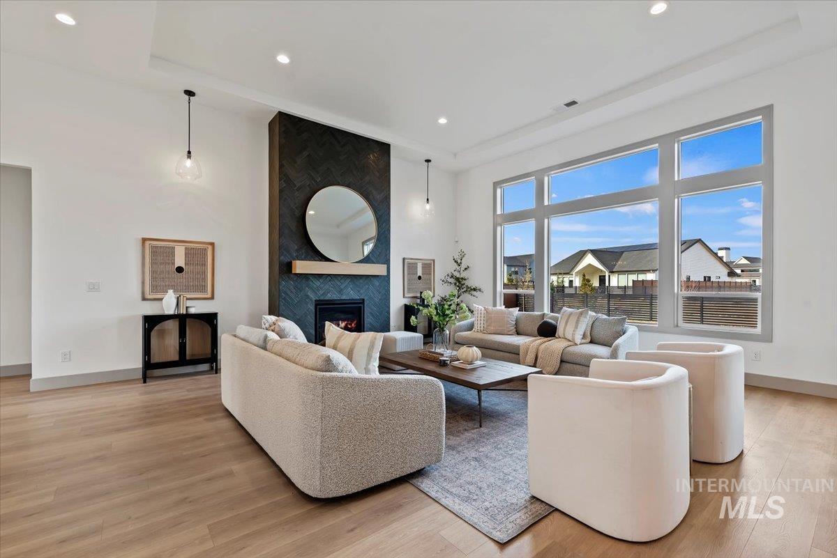 6426 W Danes Dr. Unit: Shasta XXL - TBB