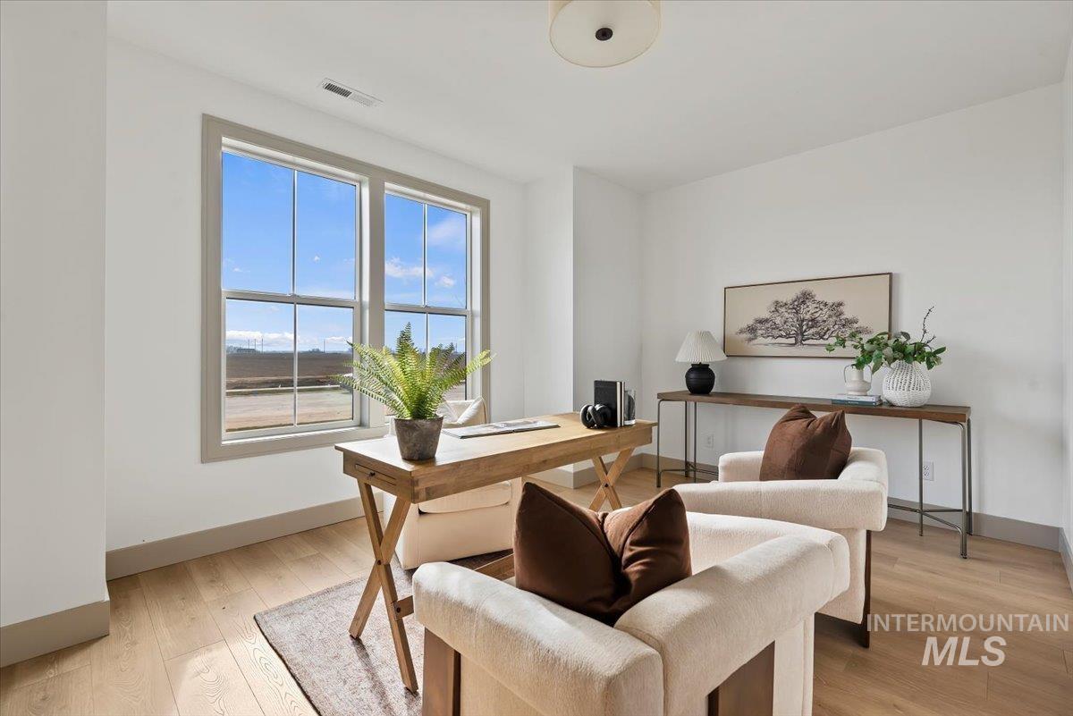 6426 W Danes Dr. Unit: Shasta XXL - TBB
