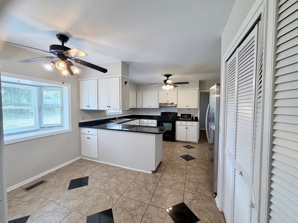201 Highland Ave