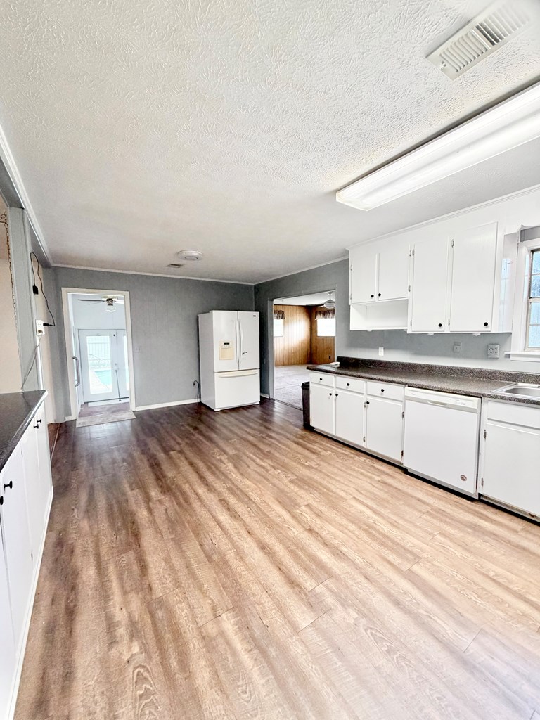 300 Botts Avenue