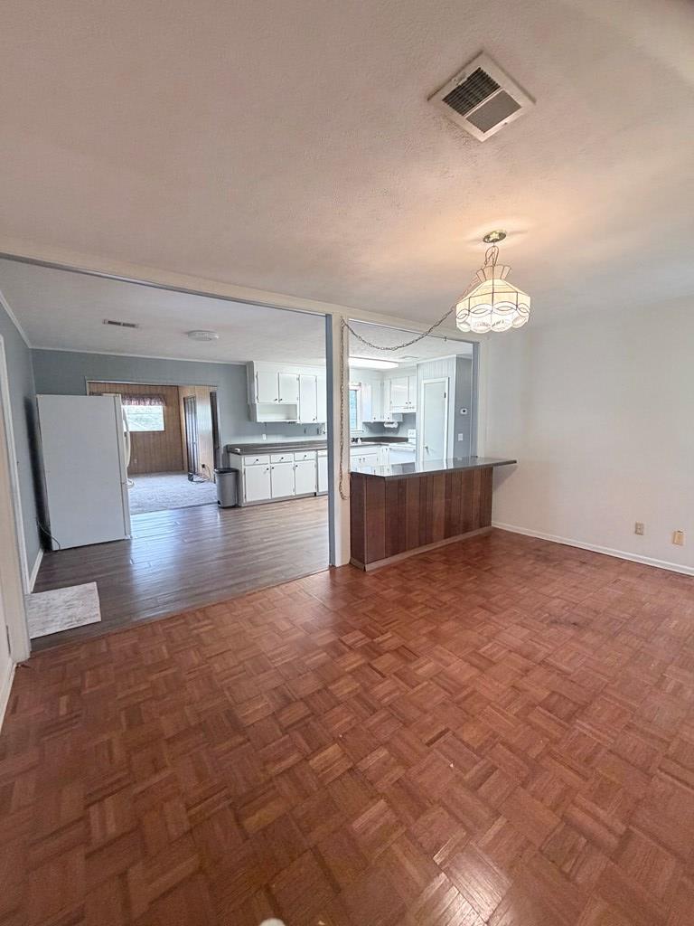 300 Botts Avenue