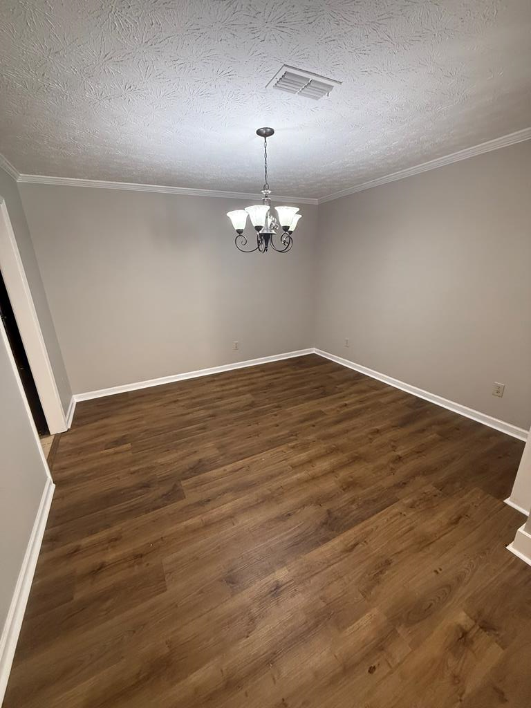 6016 Camelot Court