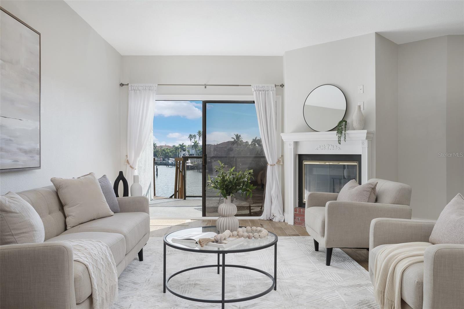557 PINELLAS BAYWAY S #313