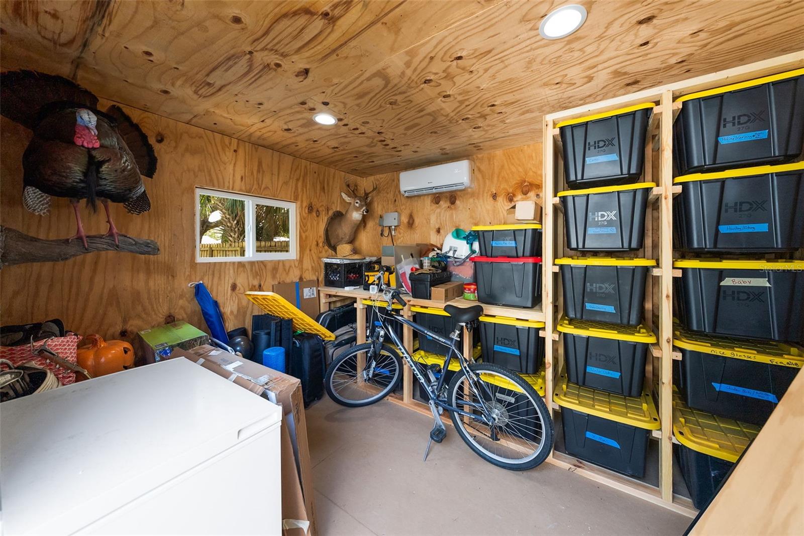 4722 W WALLCRAFT AVE