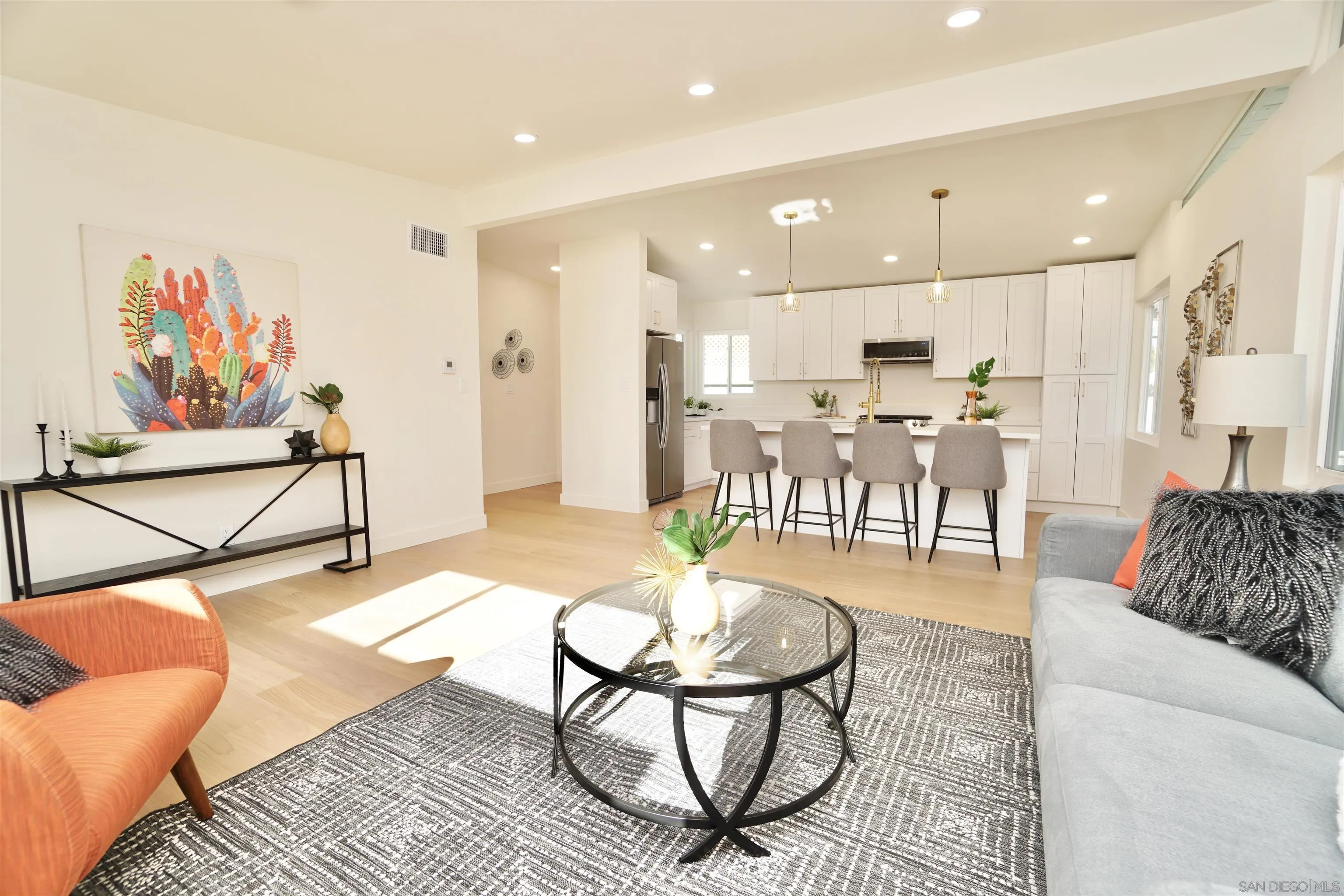 2422 Buena Vista Ave